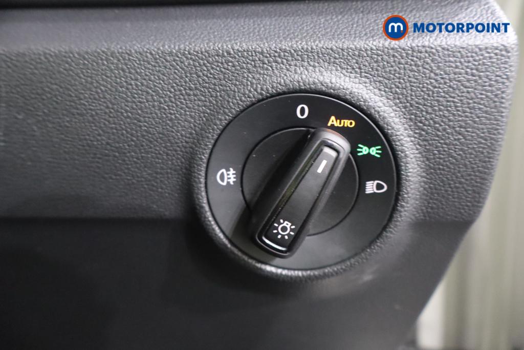 Used Volkswagen T-Roc 2023 for sale - 76056223: Photo 19