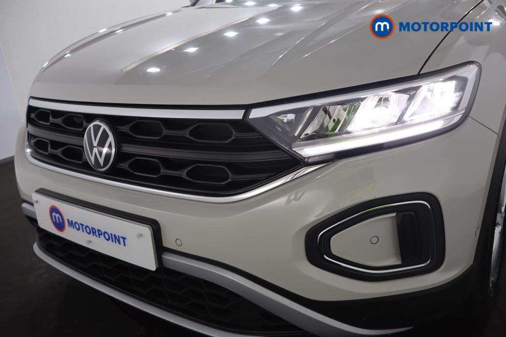 Used Volkswagen T-Roc 2023 for sale - 76056223: Photo 22