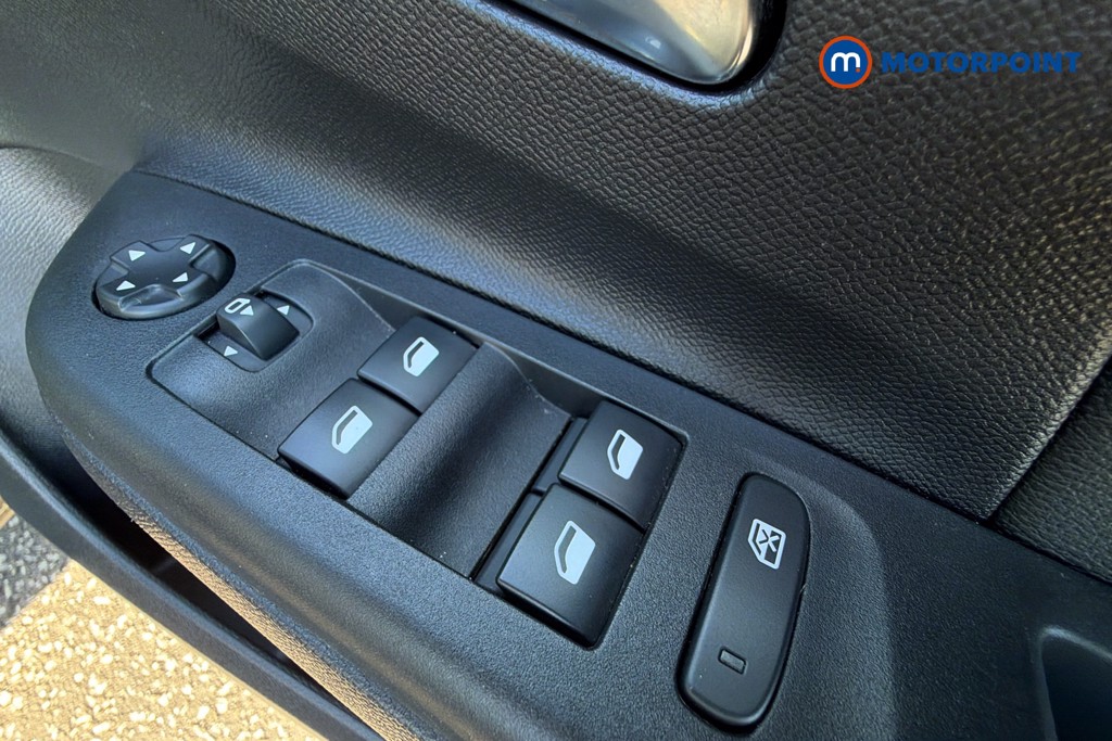 Used Vauxhall Corsa 2023 for sale - 77918810: Photo 21