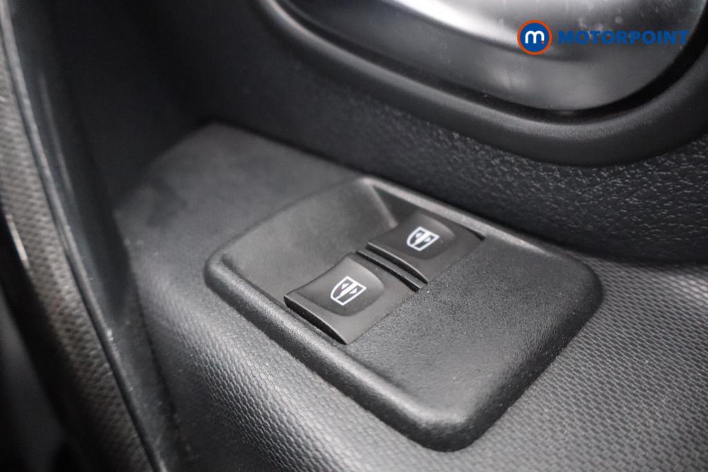 Used Dacia Sandero 2018 for sale - 76355771: Photo 19