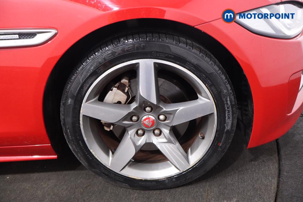 Used Jaguar XE 2019 for sale - 76653629: Photo 29