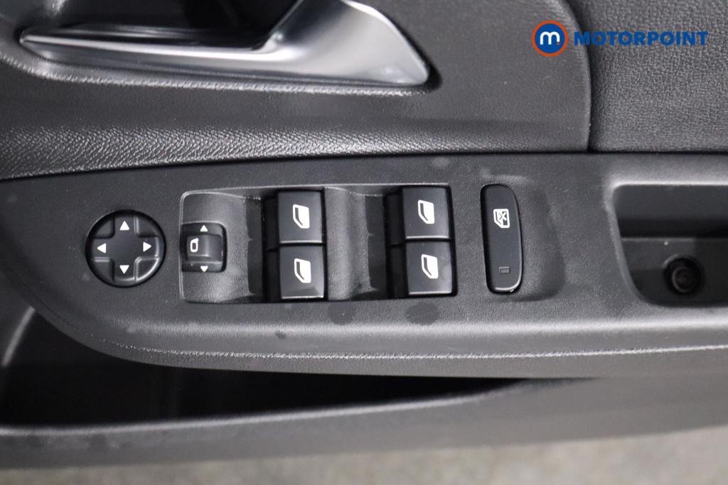 Used Vauxhall Corsa 2023 for sale - 76984995: Photo 21