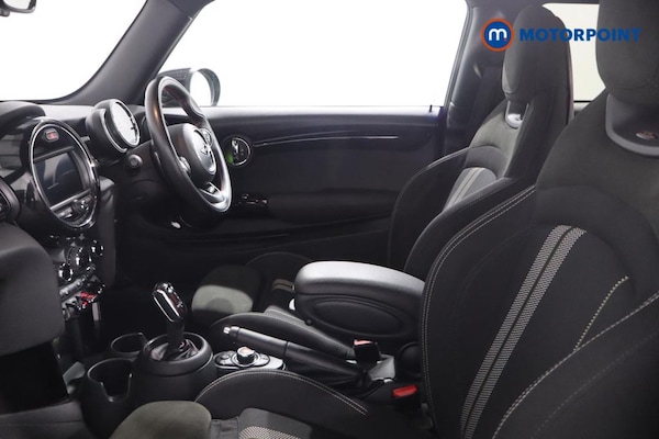 Used MINI Hatch 2019 for sale - 76155799: Photo 24