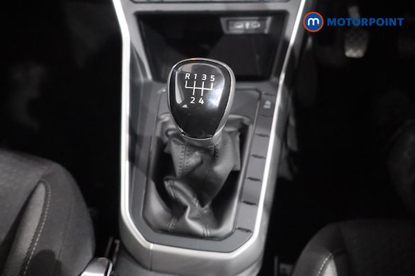 Used Volkswagen Polo 2024 for sale - 75637380: Photo 12