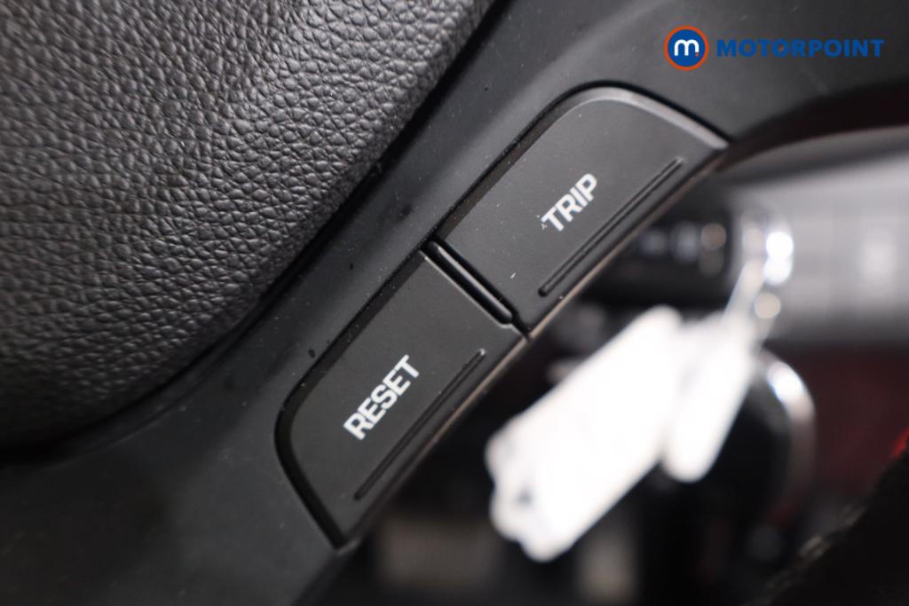 Used Hyundai i10 2018 for sale - 76222814: Photo 18