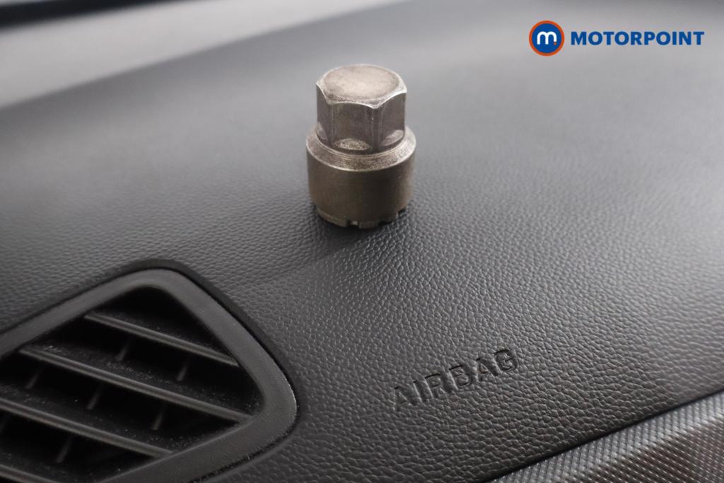 Used Hyundai i10 2018 for sale - 76222814: Photo 25