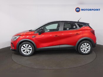 Used Renault Captur 2021 for sale - 76531737: Photo