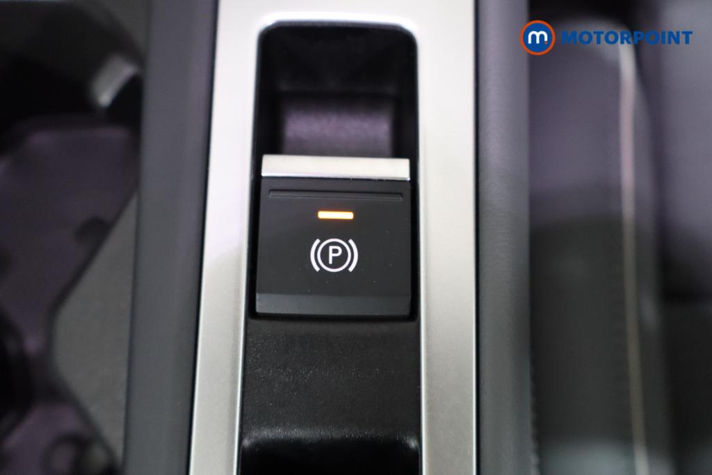 Used Volkswagen Passat 2025 for sale - 77804765: Photo 12