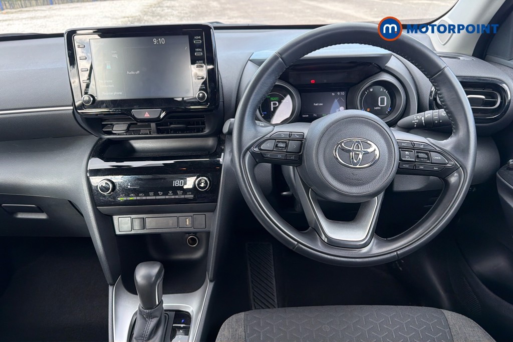 Used Toyota Yaris Cross 2024 for sale - 77872797: Photo 10