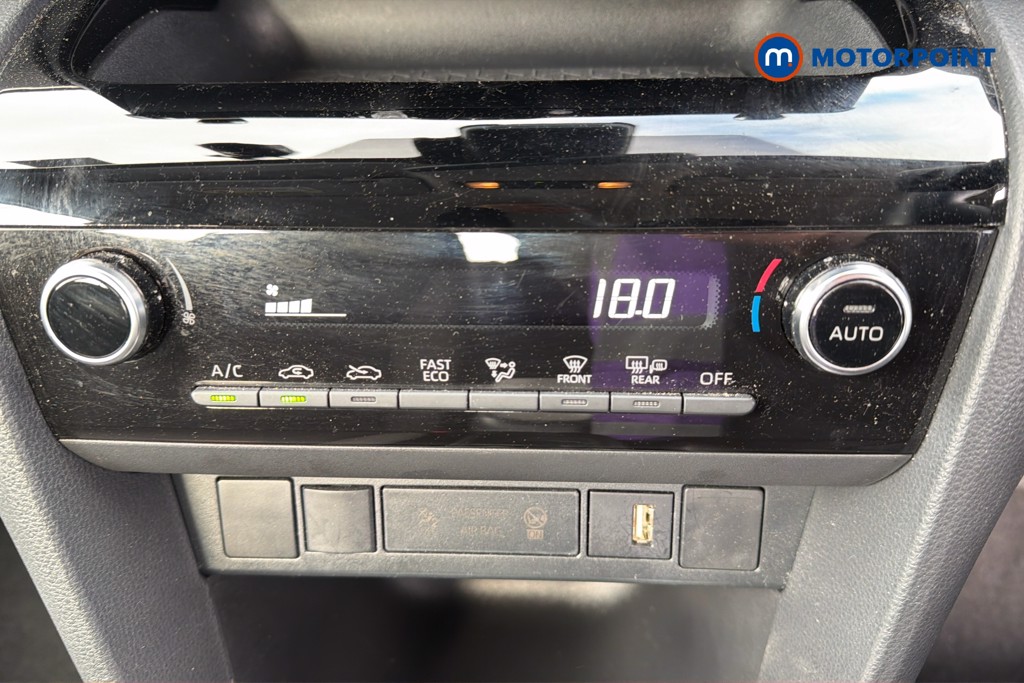 Used Toyota Yaris Cross 2024 for sale - 77872797: Photo 15