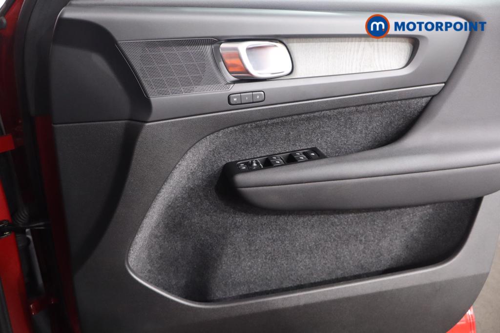 Used Volvo XC40 2022 for sale - 76534672: Photo 14