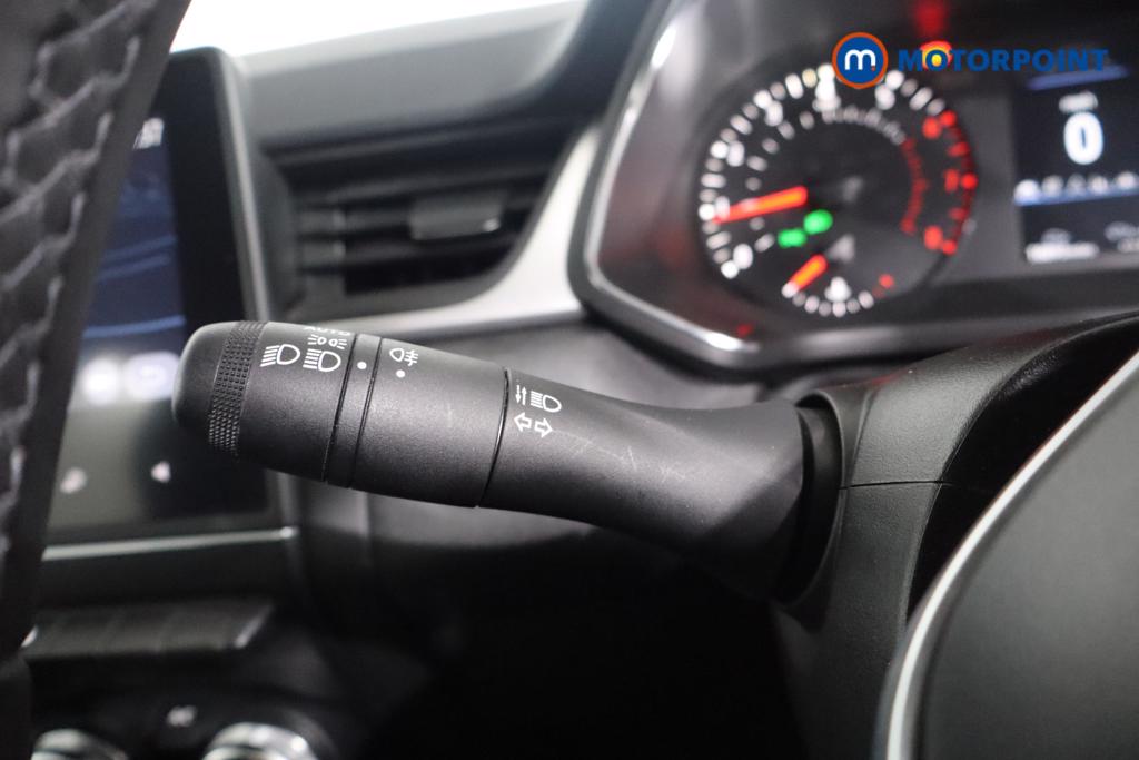 Used Renault Captur 2022 for sale - 76491549: Photo 17