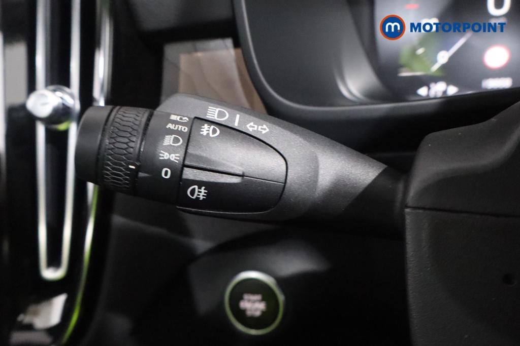 Used Volvo XC40 2022 for sale - 77248953: Photo 16