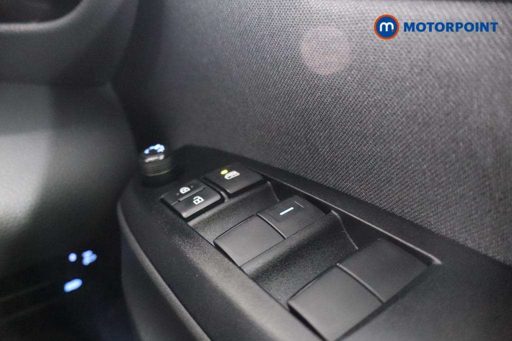 Used Toyota Yaris Cross 2024 for sale - 76209736: Photo 19