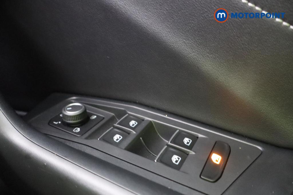 Used Volkswagen T-Roc 2023 for sale - 78028865: Photo 19