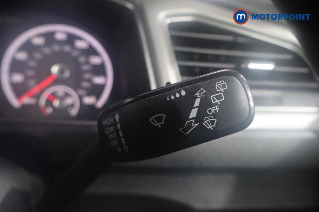 Used Volkswagen T-Roc 2021 for sale - 77707772: Photo 17