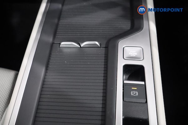 Used Volkswagen Passat 2025 for sale - 75692466: Photo 11