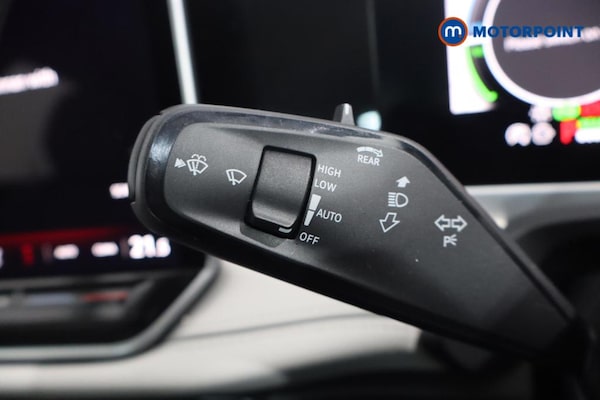 Used Volkswagen Passat 2025 for sale - 75692466: Photo 16