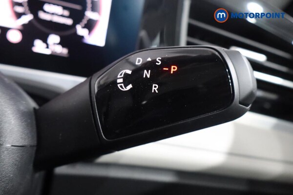 Used Volkswagen Passat 2025 for sale - 75692466: Photo 17