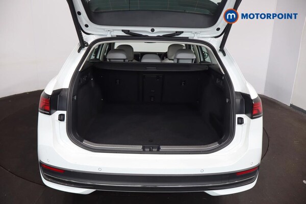 Used Volkswagen Passat 2025 for sale - 75692466: Photo 25