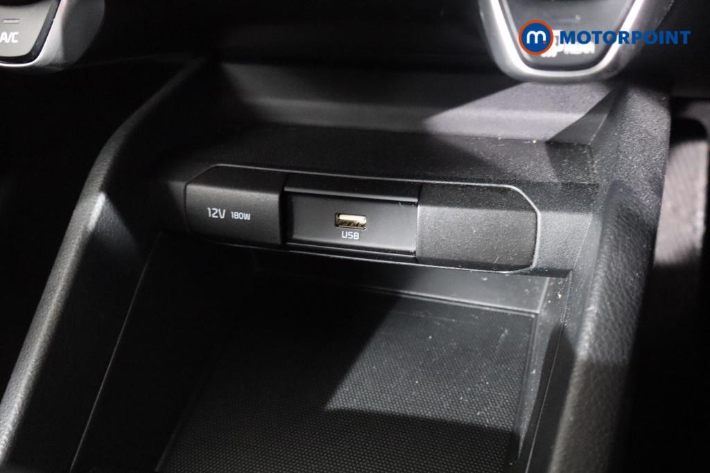 Used Kia Stonic 2024 for sale - 77590977: Photo 13