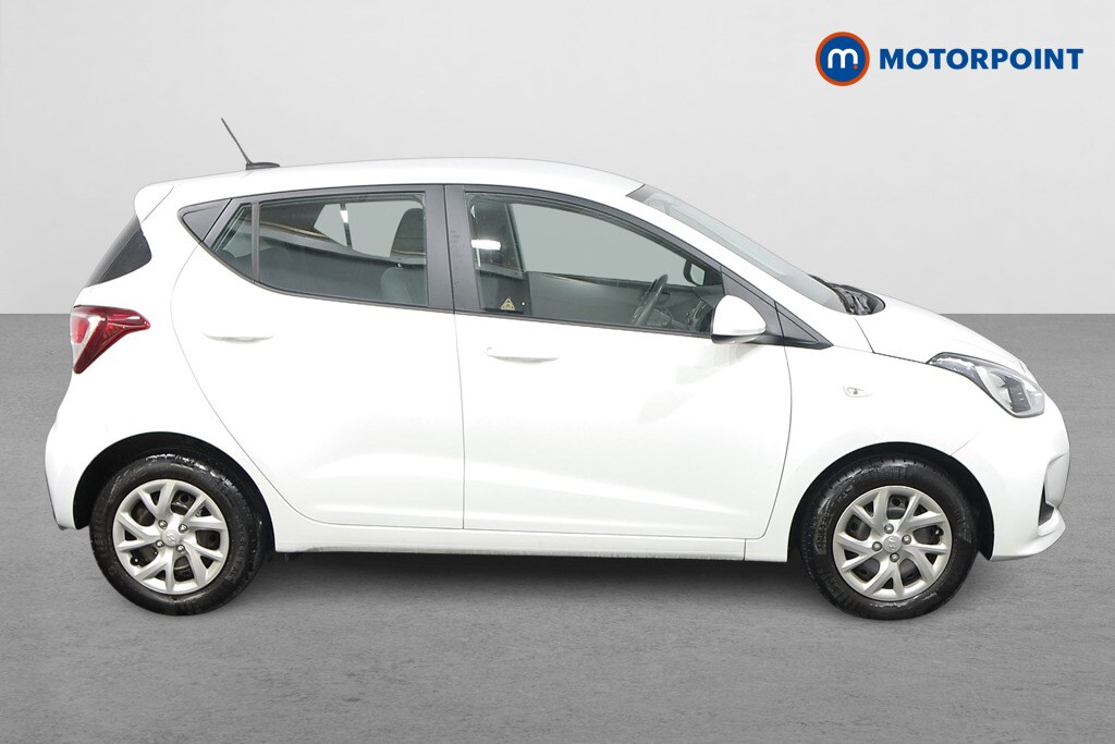 Used Hyundai i10 2018 for sale - 76278726: Photo 8