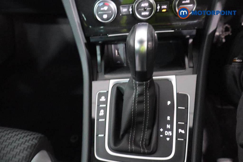 Used Volkswagen Golf 2020 for sale - 77546051: Photo 11