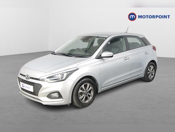 Used Hyundai i20 2020 for sale - 76117811: Photo