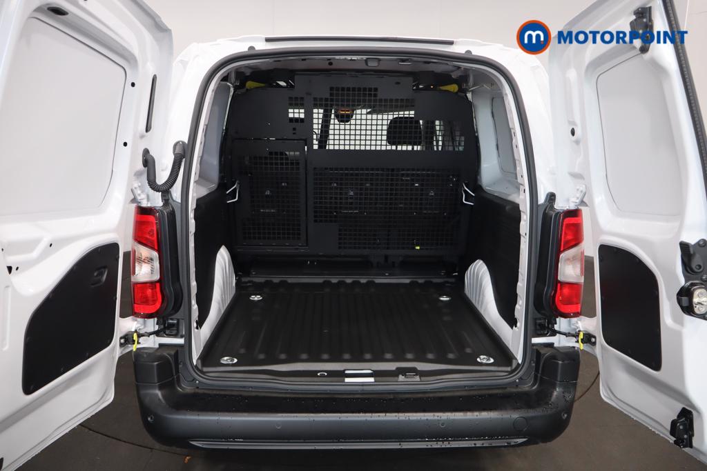 Used Citroen Berlingo 2025 for sale - 76105140: Photo 23