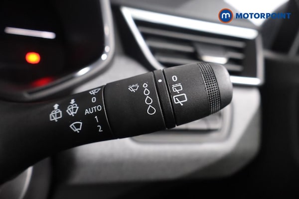 Used Renault Clio 2025 for sale - 76184605: Photo 17