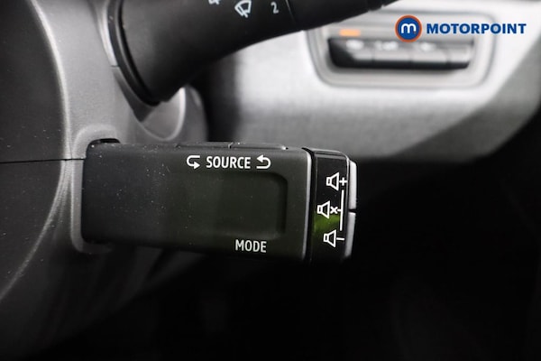 Used Renault Clio 2025 for sale - 76184605: Photo 18