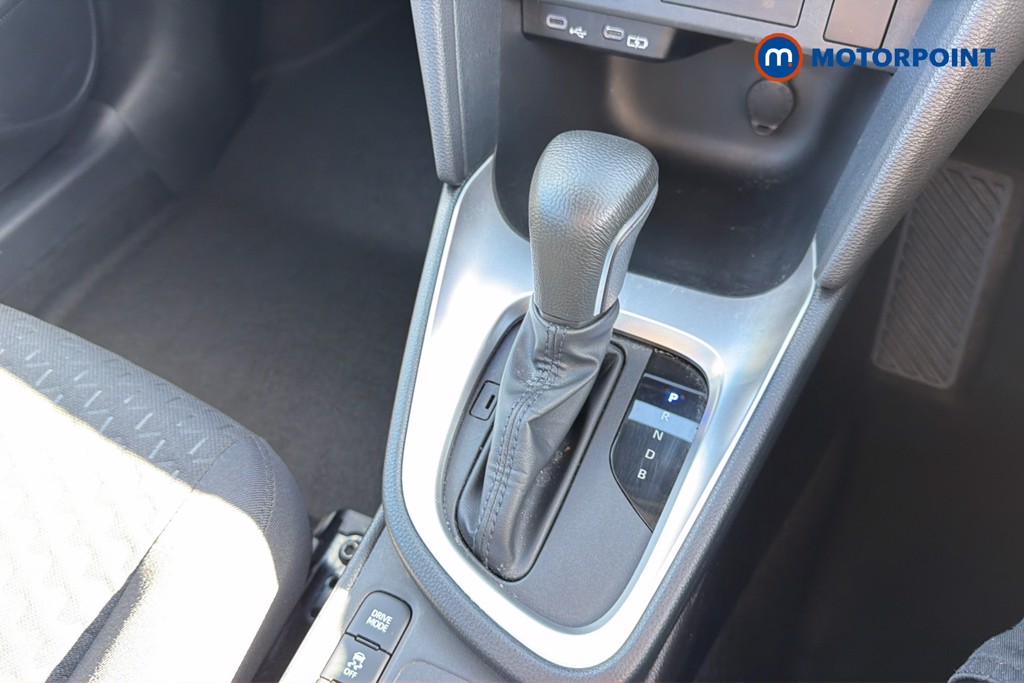 Used Toyota Yaris Cross 2025 for sale - 77918807: Photo 18