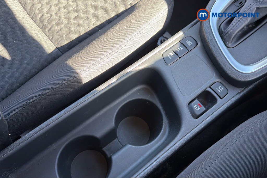 Used Toyota Yaris Cross 2025 for sale - 77918807: Photo 19