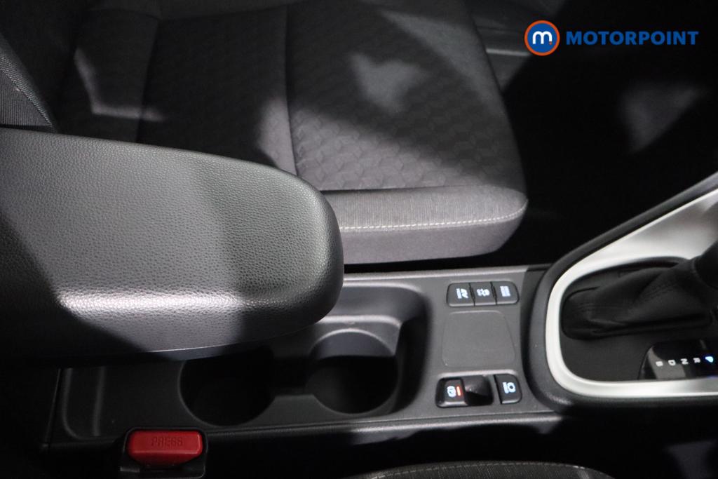 Used Toyota Yaris 2023 for sale - 76933741: Photo 16