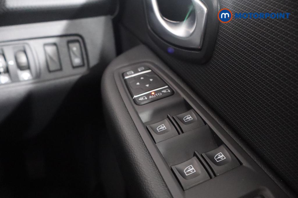 Used Renault Clio for sale - 76531714: Photo 19