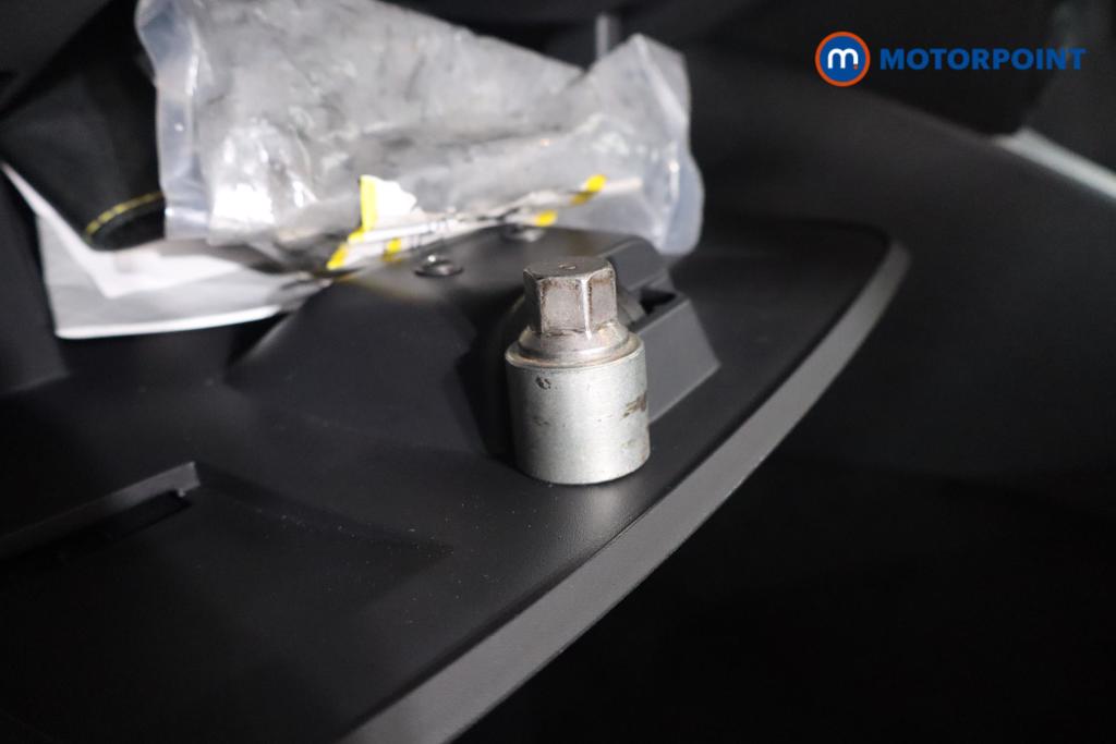 Used Renault Clio for sale - 76531714: Photo 21