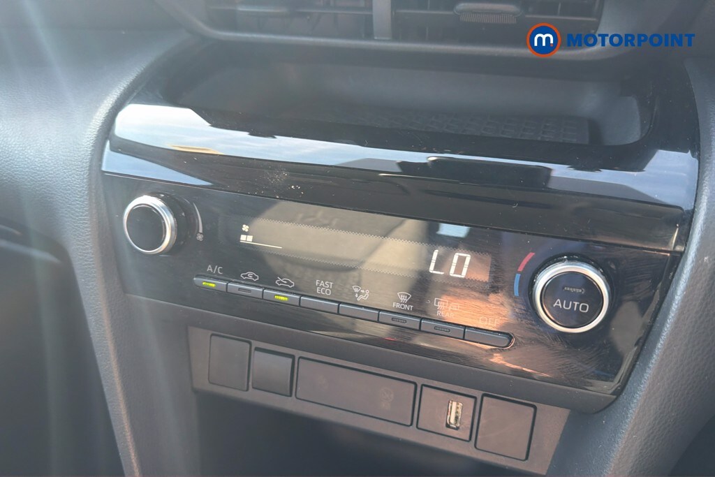 Used Toyota Yaris Cross 2024 for sale - 77935350: Photo 15