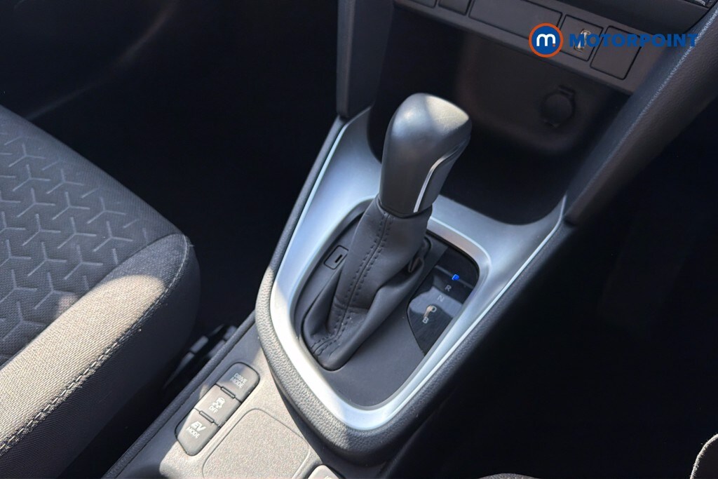 Used Toyota Yaris Cross 2024 for sale - 77935350: Photo 16