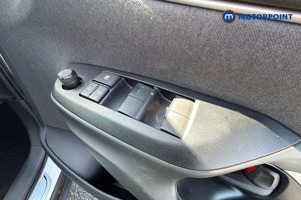 Used Toyota Yaris Cross 2024 for sale - 77935350: Photo 18