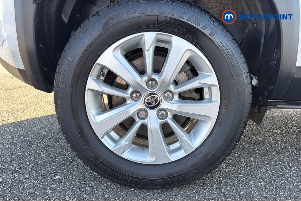 Used Toyota Yaris Cross 2024 for sale - 77935350: Photo 24