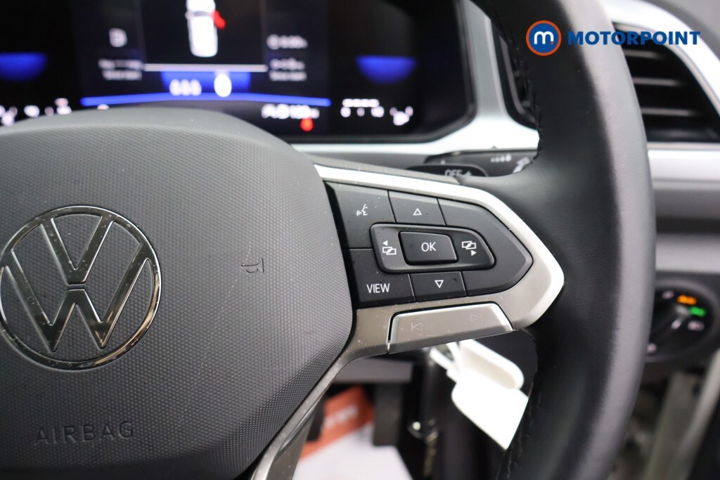 Used Volkswagen T-Roc 2023 for sale - 76131661: Photo 11