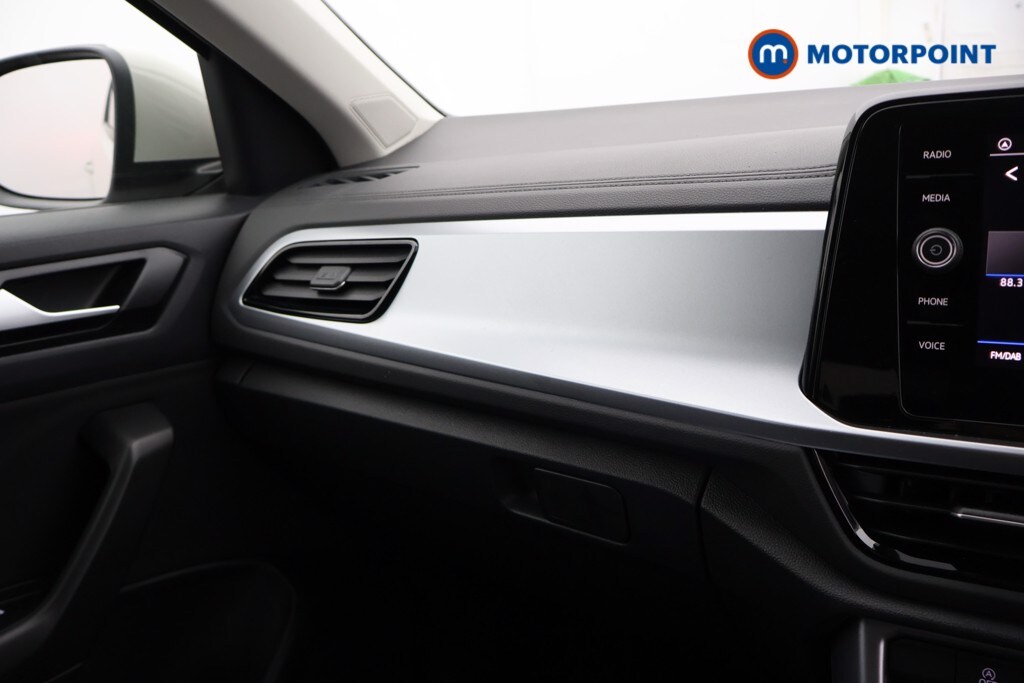 Used Volkswagen T-Roc 2023 for sale - 76131661: Photo 15