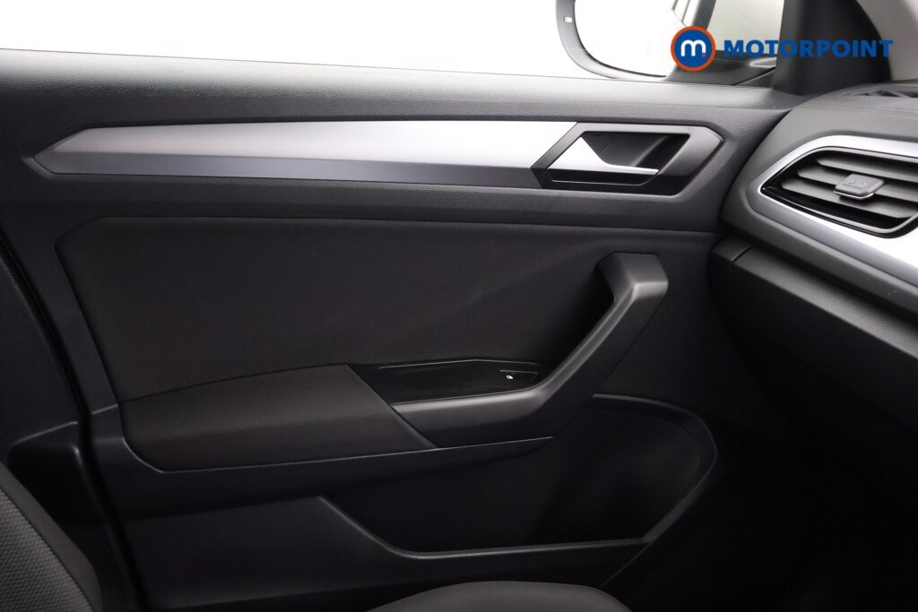 Used Volkswagen T-Roc 2023 for sale - 76131661: Photo 16