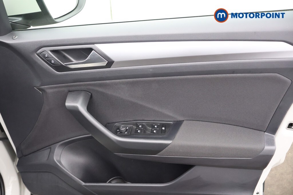 Used Volkswagen T-Roc 2023 for sale - 76131661: Photo 17