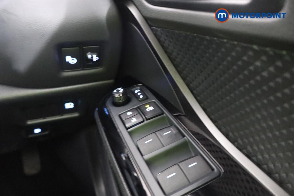 Used Toyota C-HR for sale - 77490328: Photo 19