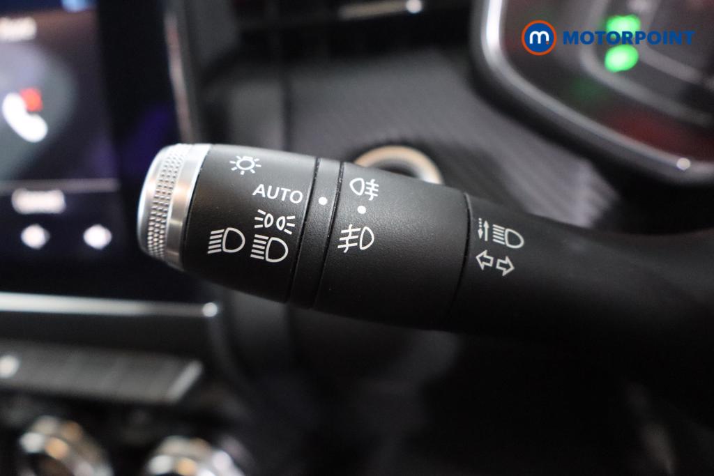 Used Renault Clio 2020 for sale - 77679643: Photo 16