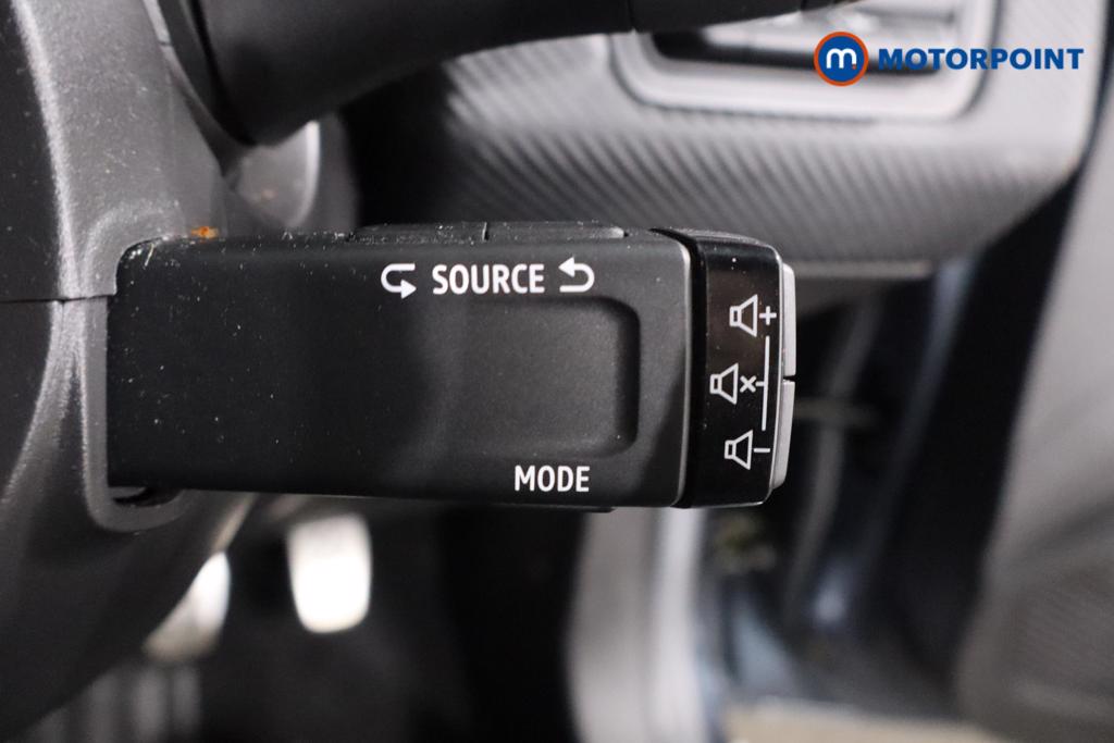 Used Renault Clio 2020 for sale - 77679643: Photo 18