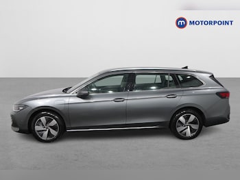 Used Volkswagen Passat 2025 for sale - 77429292: Photo