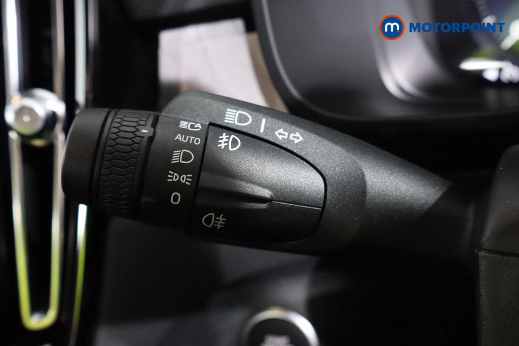 Used Volvo XC40 2023 for sale - 77691811: Photo 17