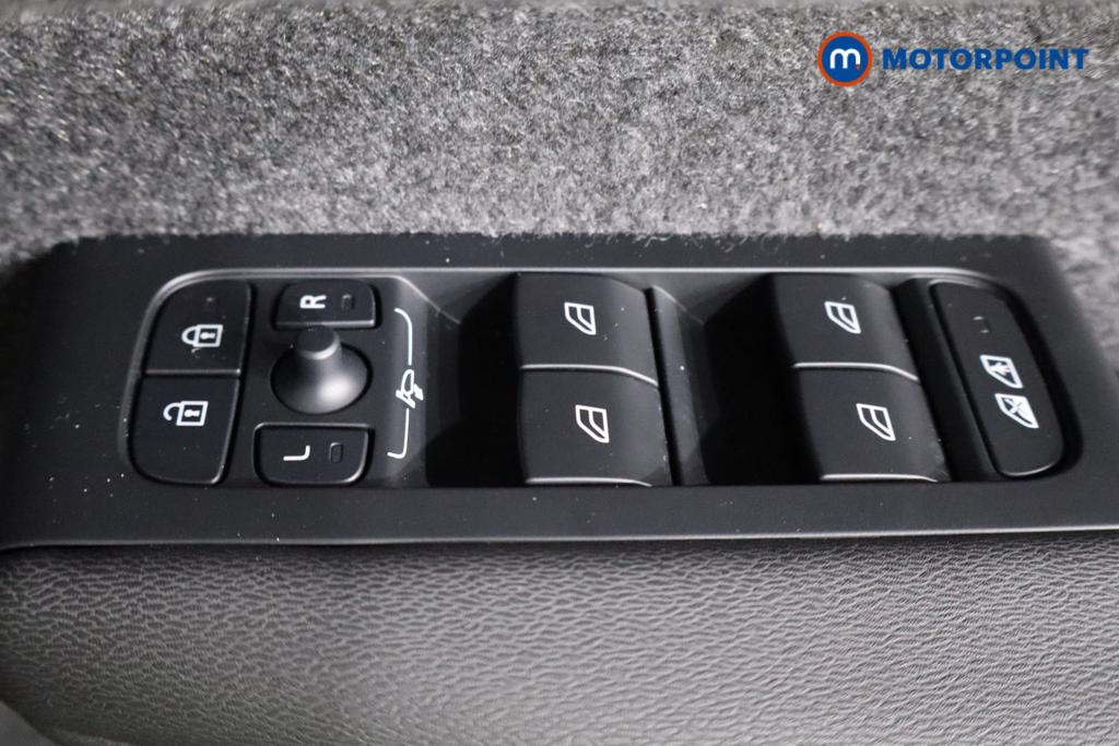 Used Volvo XC40 2023 for sale - 77691811: Photo 23